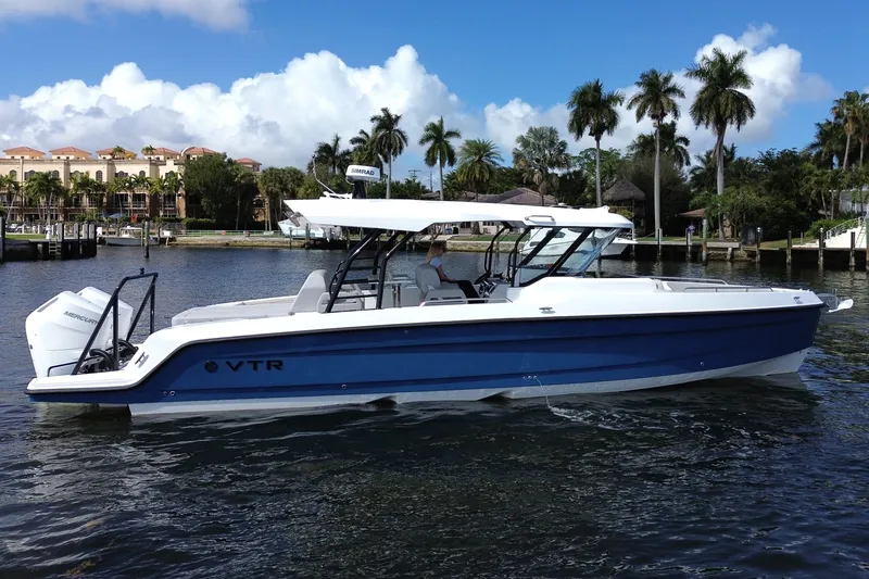 Slide: The Image of Cruisers 38 VTR 2026 - 13