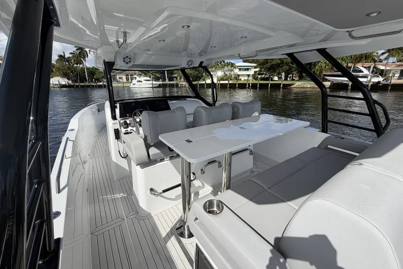 Slide: The Image of Cruisers 38 VTR 2026 - 26