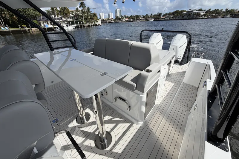 Slide: The Image of Cruisers 38 VTR 2026 - 27