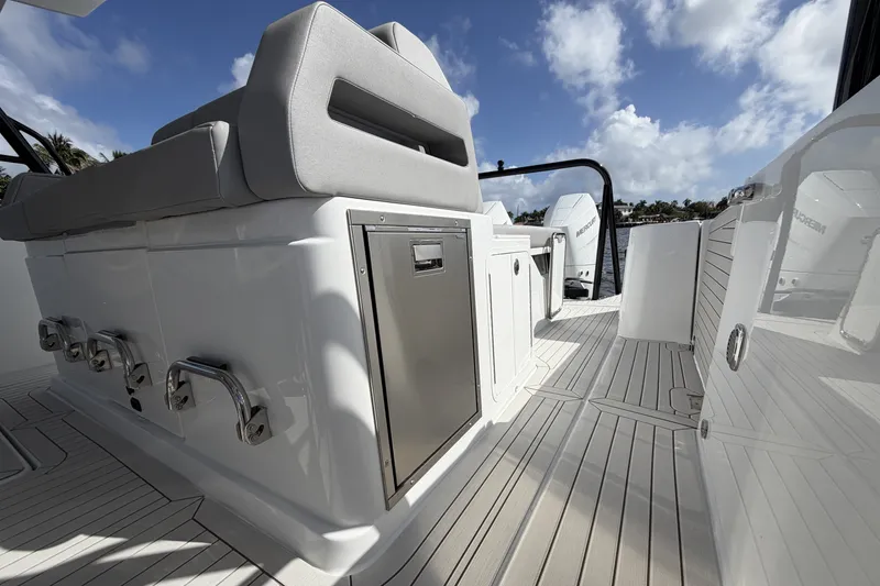 Slide: The Image of Cruisers 38 VTR 2026 - 28