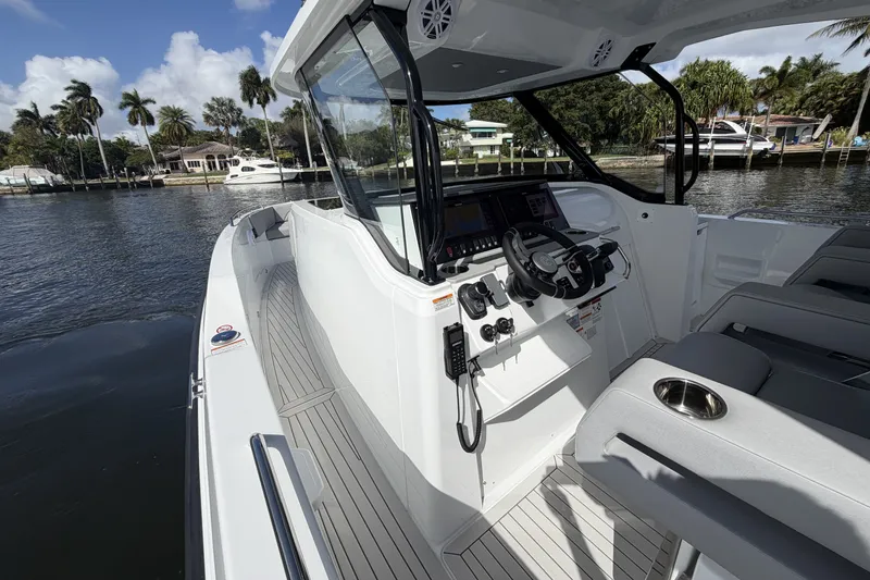 Slide: The Image of Cruisers 38 VTR 2026 - 35