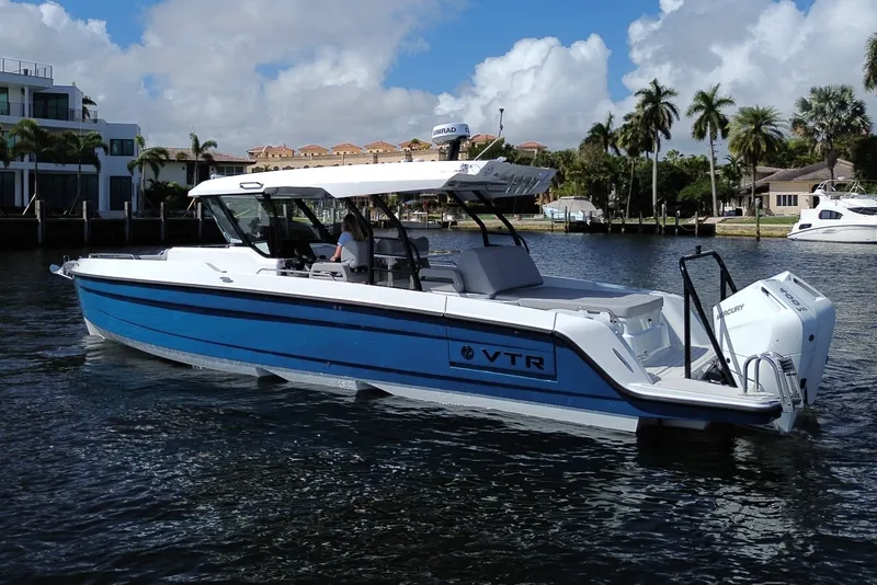 Slide: The Image of Cruisers 38 VTR 2026 - 6