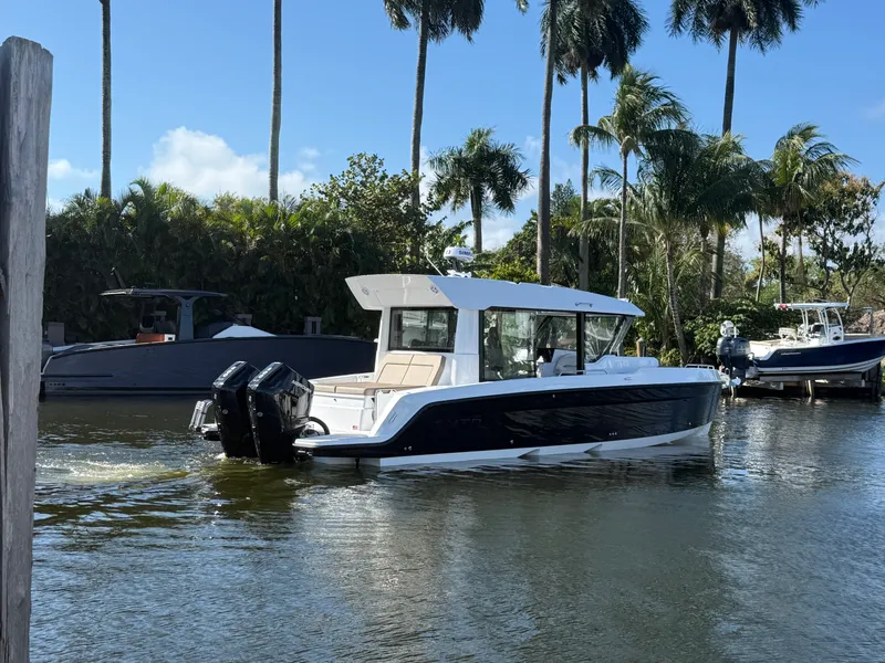 The Image of Cruisers 38 VTR EC 2026 - 0