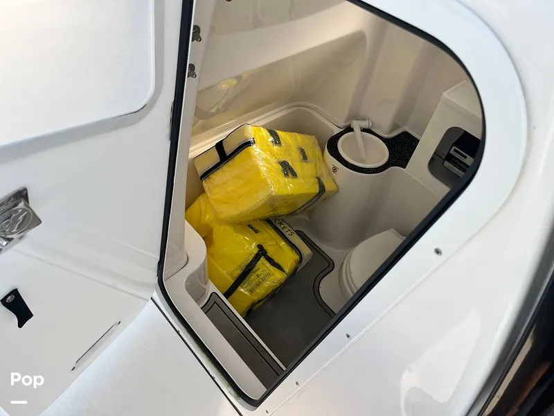 Slide: The Image of Center Console W/storage - 15724278