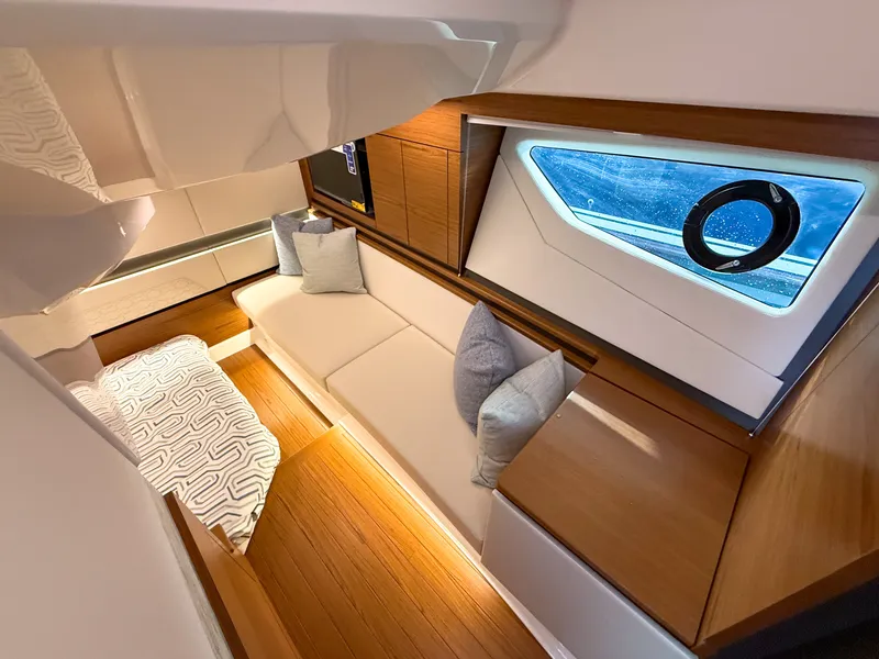 Slide: The Image of Tiara 43 LE 2026 - 55