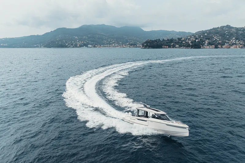 Slide: The Image of Saxdor 400 GTO 2026 - 39