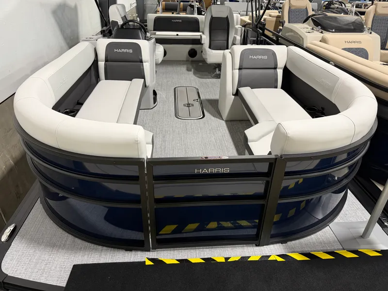 The Image of Harris Cruiser 230 2026 - undefined