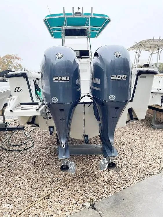 Slide: The Image of Repowered With Twin Yamaha 4-stroke Engines - 16188294