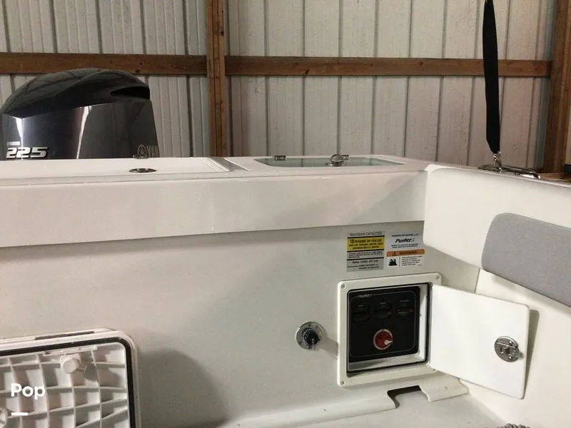 Slide: The Image of Parker 2320 SL Sport Cabin 2021 - 15737055