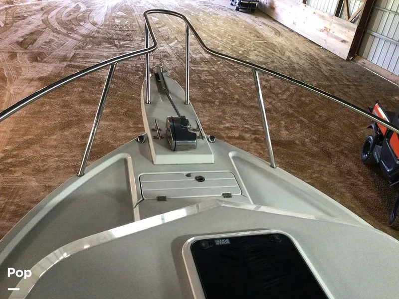 Slide: The Image of Parker Marine 2320 SL Sport Cabin 2021 - 15737045