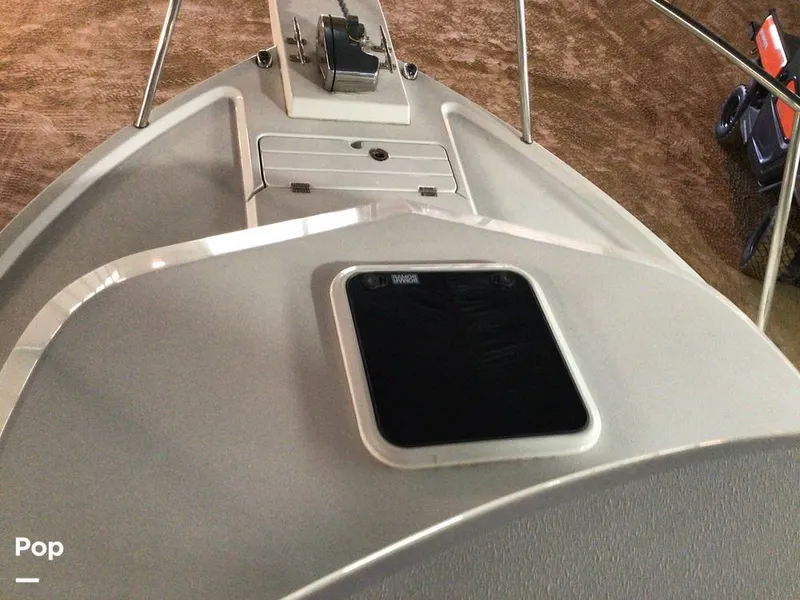 Slide: The Image of Parker Marine 2320 SL Sport Cabin 2021 - 15737046