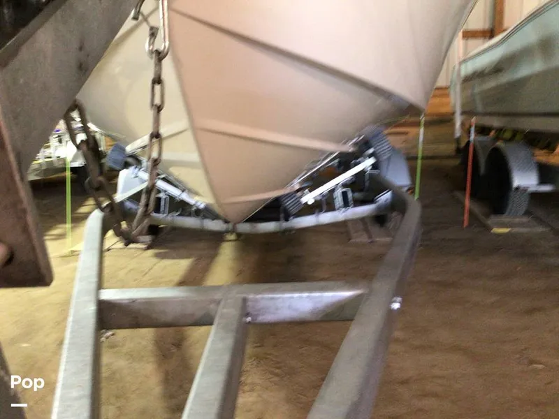 Slide: The Image of Parker Marine 2320 SL Sport Cabin 2021 - 15736948