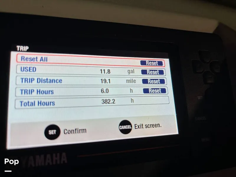 Slide: The Image of Parker Marine 2320 SL Sport Cabin 2021 - 15714096