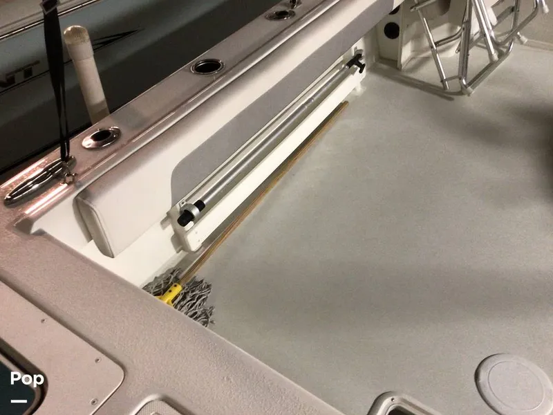 Slide: The Image of Parker Marine 2320 SL Sport Cabin 2021 - 15736978