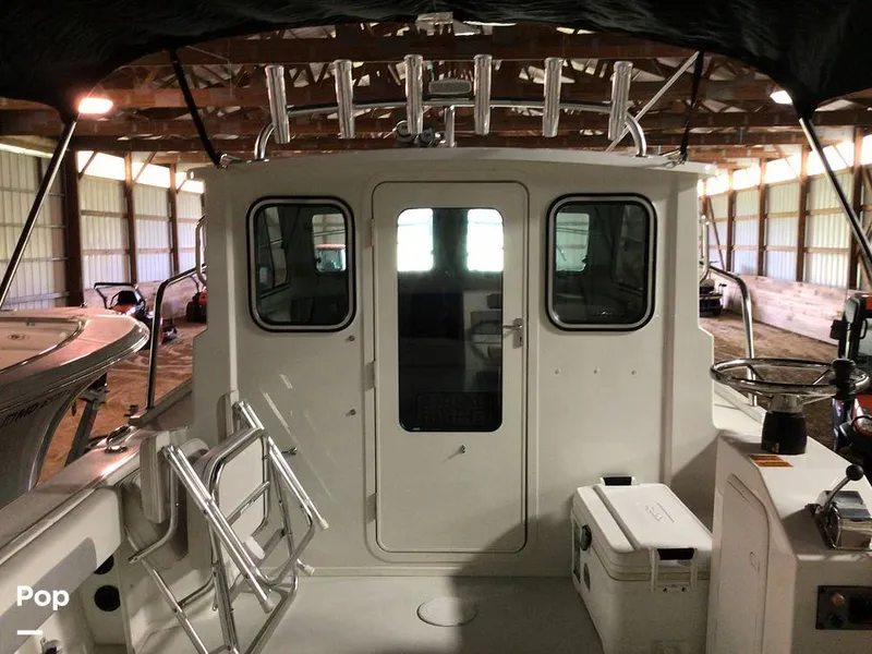 Slide: The Image of Parker Marine 2320 SL Sport Cabin 2021 - 15736980