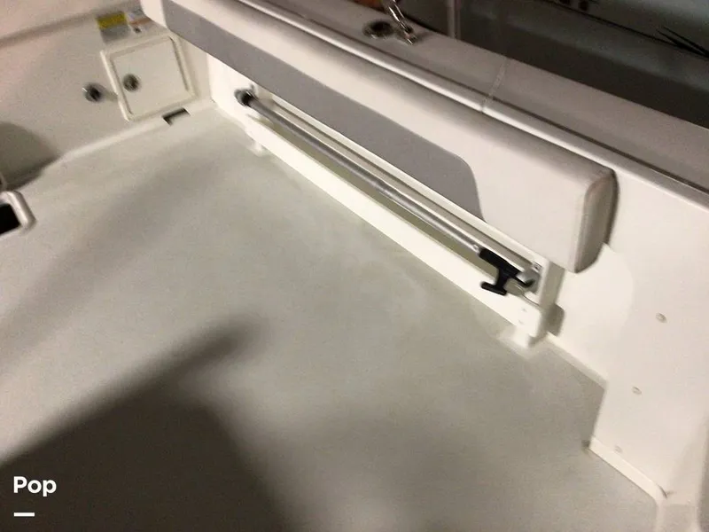 Slide: The Image of Parker Marine 2320 SL Sport Cabin 2021 - 15736988