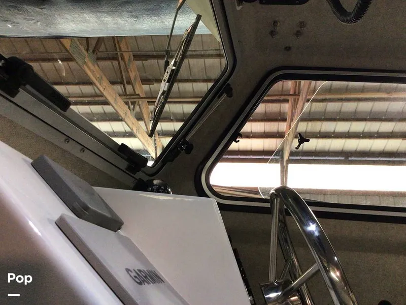 Slide: The Image of Parker Marine 2320 SL Sport Cabin 2021 - 15737024