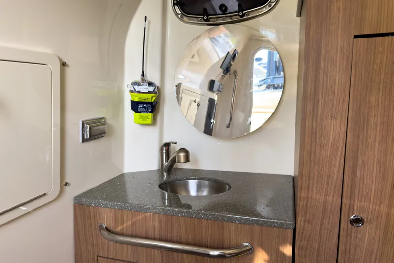 Slide: The Image of Boston Whaler 350 Outrage 2019 - 13