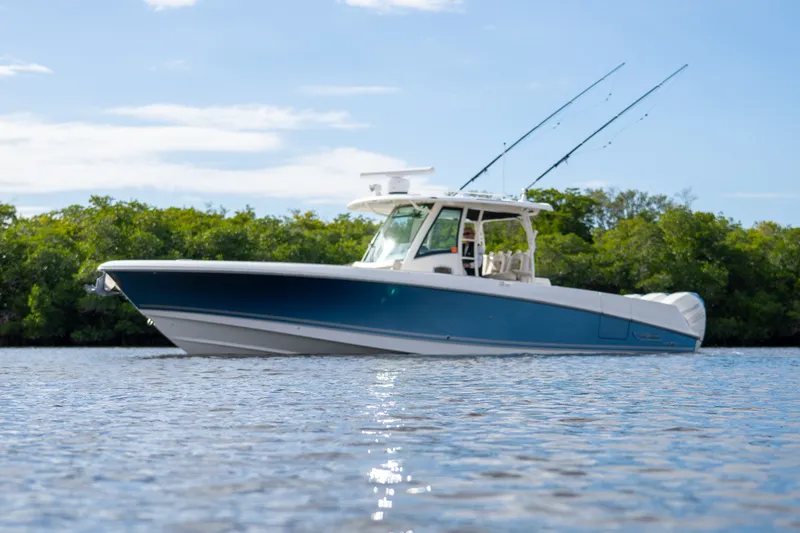 Slide: The Image of Boston Whaler 350 Outrage 2019 - 23