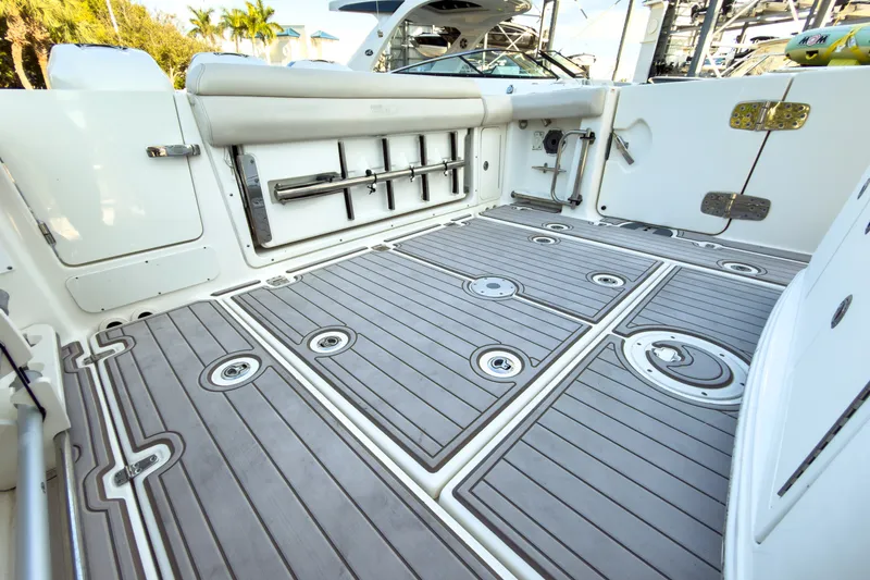 Slide: The Image of Boston Whaler 350 Outrage 2019 - 6