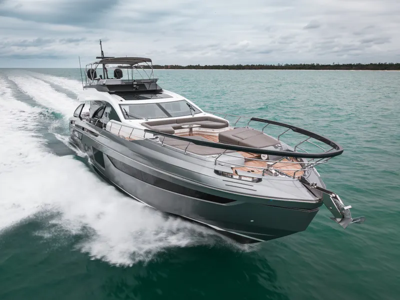 Slide: The Image of Azimut S8 2020 - 89