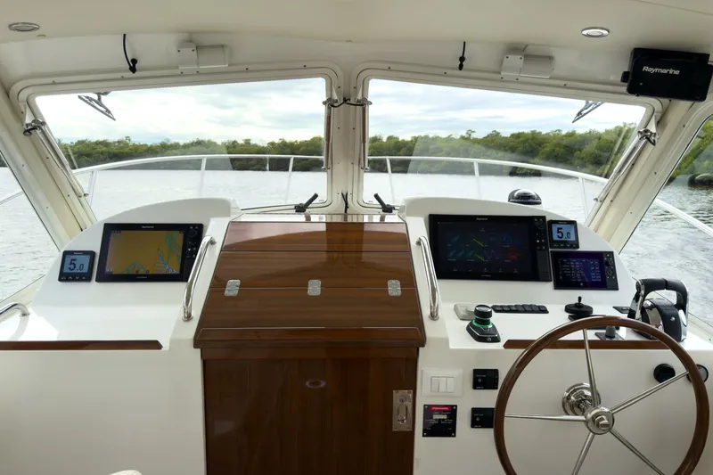 Slide: The Image of MJM 35Z 2021 - 13