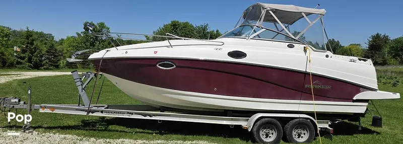 Slide: The Image of Rinker 250 Express Cruiser 2006 - 16449513