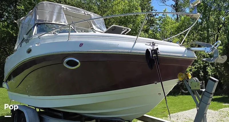 Slide: The Image of Rinker 250 Express Cruiser 2006 - 16449397