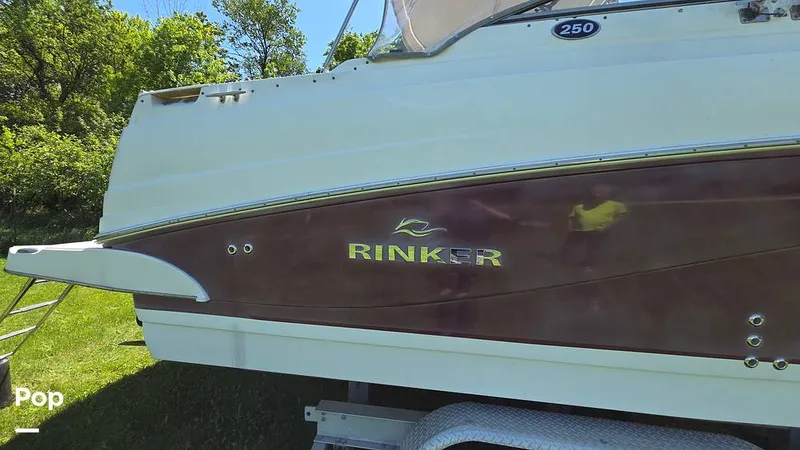 Slide: The Image of Rinker 250 Express Cruiser 2006 - 16449401