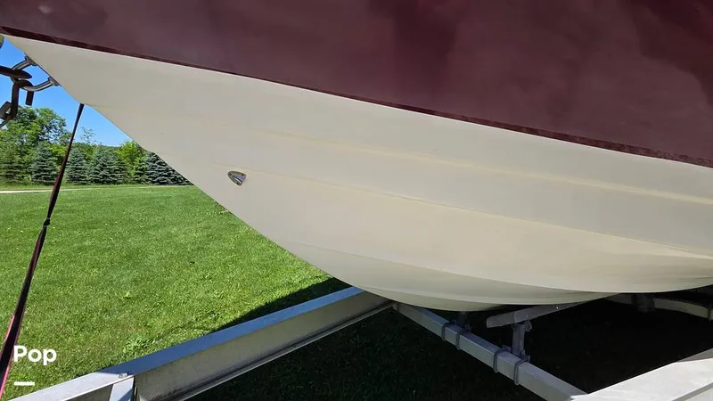 Slide: The Image of Rinker 250 Express Cruiser 2006 - 16449404