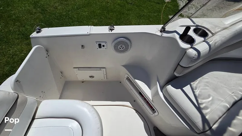 Slide: The Image of Rinker 250 Express Cruiser 2006 - 16449420