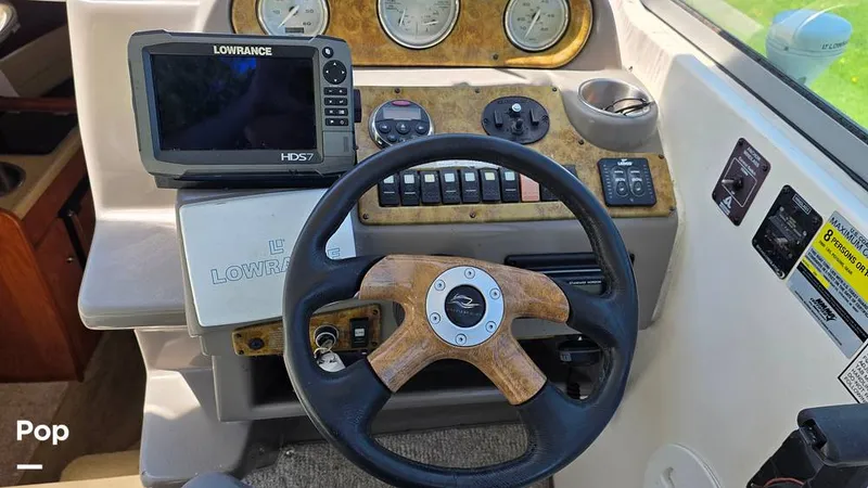 Slide: The Image of Rinker 250 Express Cruiser 2006 - 16449511