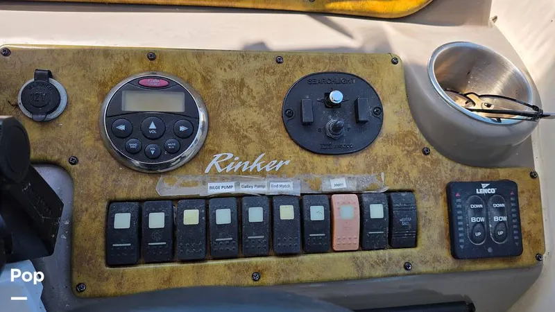 Slide: The Image of Rinker 250 Express Cruiser 2006 - 16449442