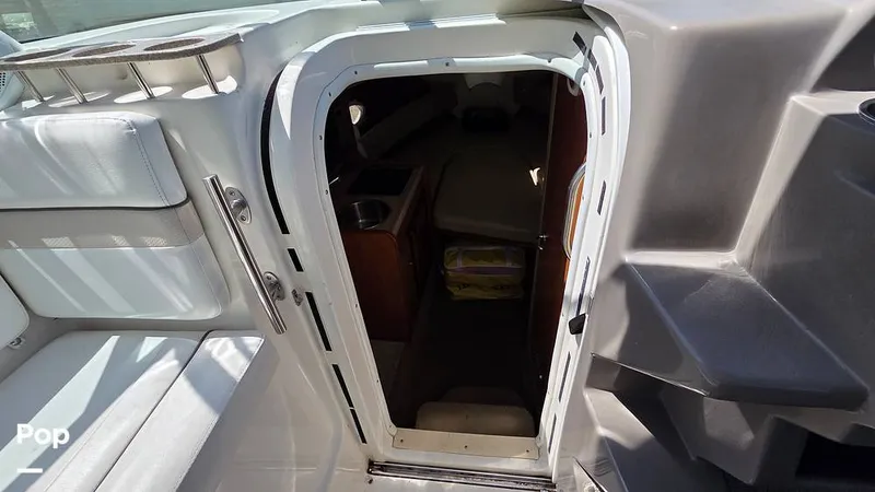 Slide: The Image of Rinker 250 Express Cruiser 2006 - 16449454