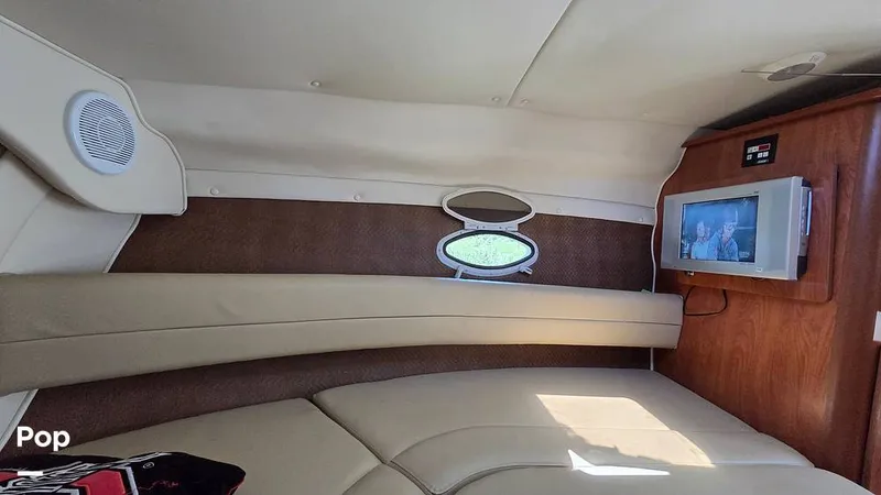 Slide: The Image of Rinker 250 Express Cruiser 2006 - 16449475