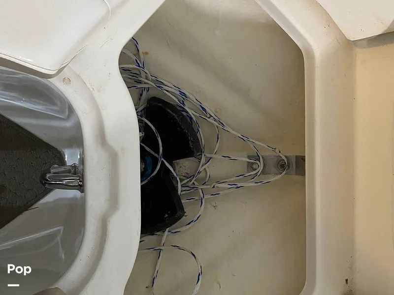 Slide: The Image of Sea Ray SLX 210 2013 - 15781773