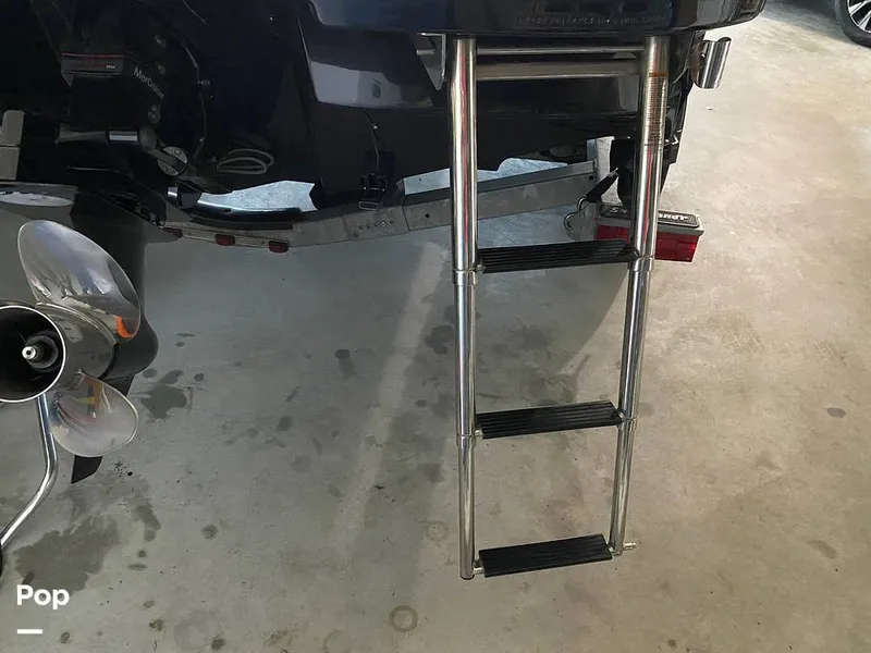 Slide: The Image of Sea Ray SLX 210 2013 - 15781788