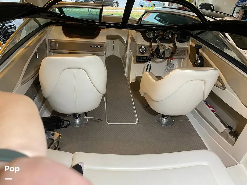 Slide: The Image of Sea Ray SLX 210 2013 - 15781789