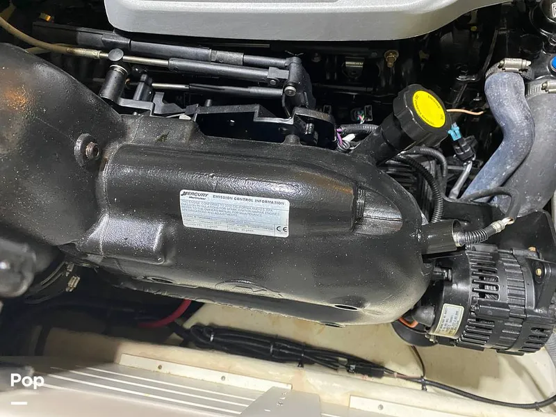 Slide: The Image of Sea Ray SLX 210 2013 - 15781454