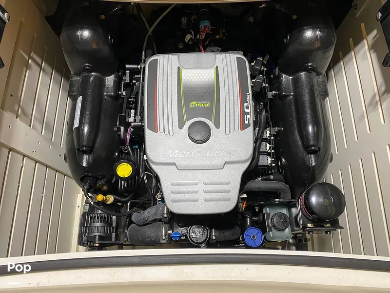 Slide: The Image of Sea Ray SLX 210 2013 - 15781457