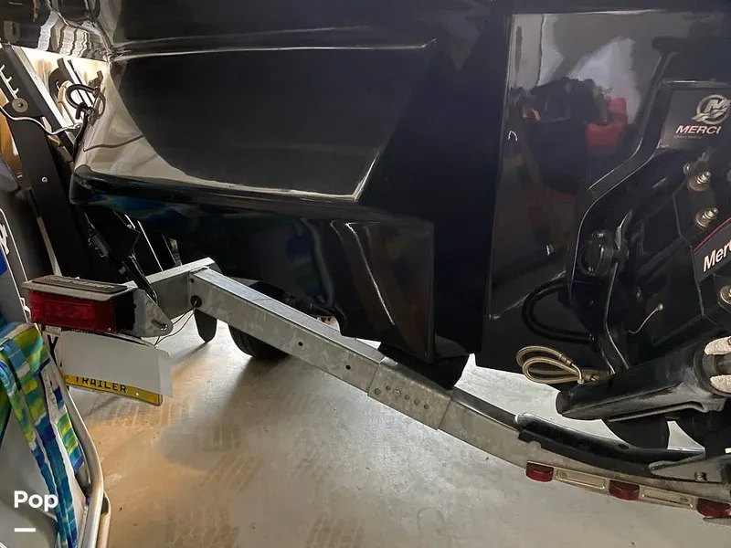 Slide: The Image of Sea Ray SLX 210 2013 - 15781716