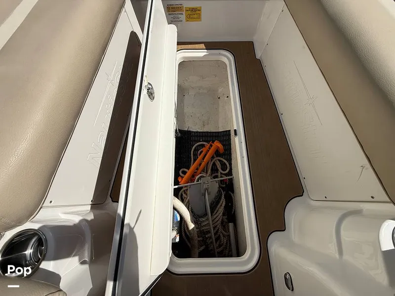 Slide: The Image of NauticStar 243 DC 2022 - 15957514
