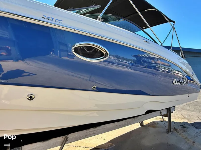 Slide: The Image of NauticStar 243 DC 2022 - 15957537
