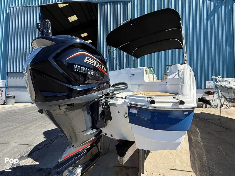 Slide: The Image of NauticStar 243 DC 2022 - 15957554