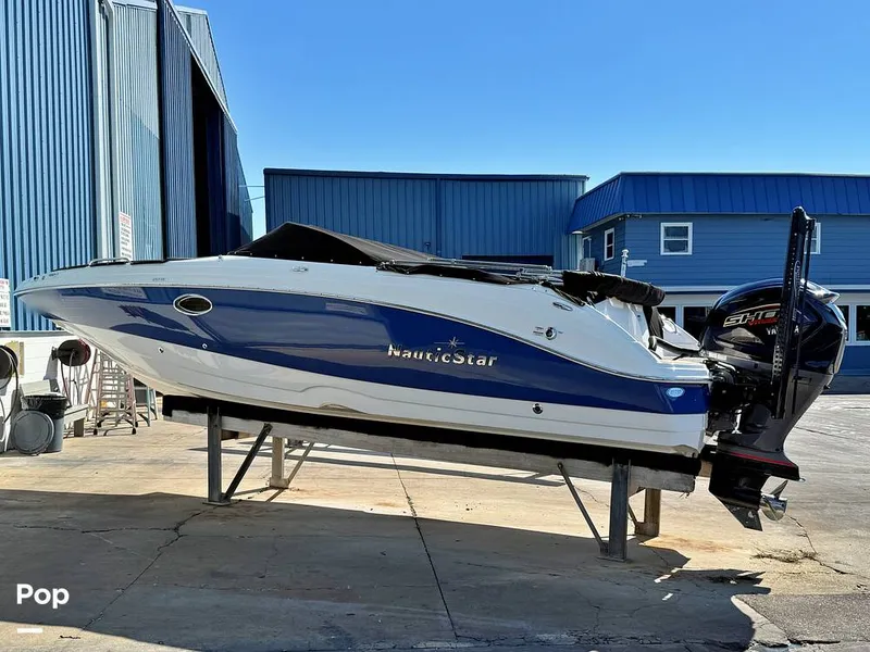Slide: The Image of NauticStar 243 DC 2022 - 15957571