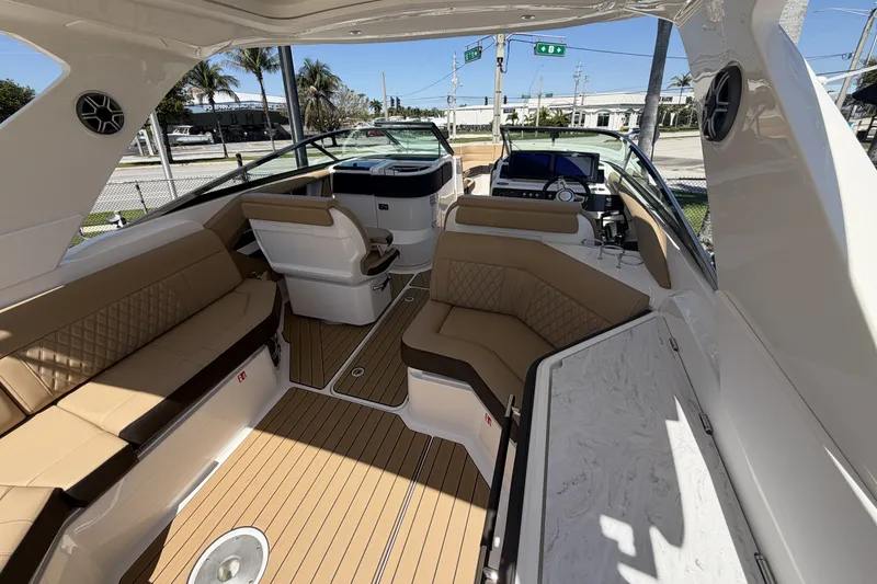 Slide: The Image of Sea Ray SLX 310 Outboard 2026 - 11