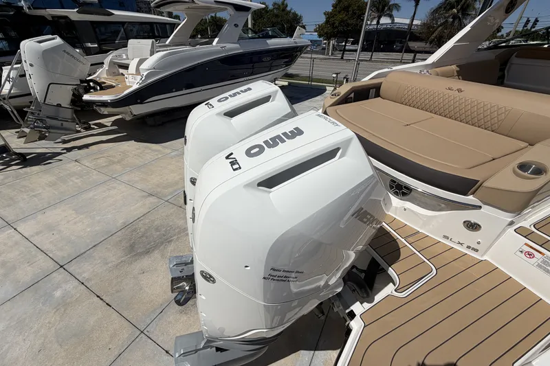 Slide: The Image of Sea Ray SLX 310 Outboard 2026 - 6