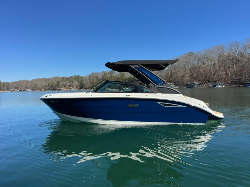 The Image of Sea Ray SDX 230 2026 - 0
