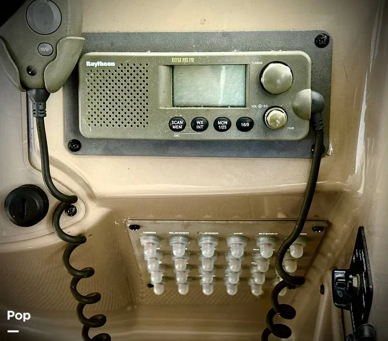 Slide: The Image of Maxum 3100 SCR 2002 - 15906477