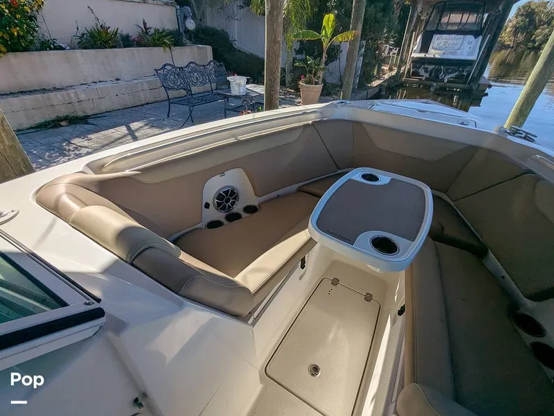 Slide: The Image of Bow Seating With Removable Table - 16064412